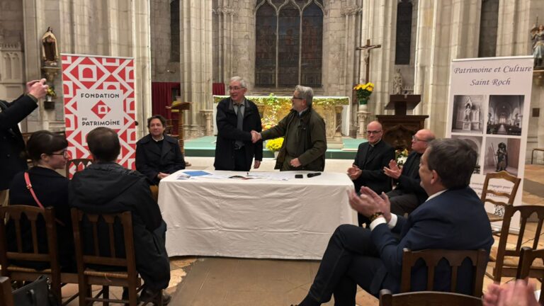 Signature de la convention entre l’association Patrimoine et culture Saint-Roch et la Fondation du patrimoine – Lancement de la collecte
